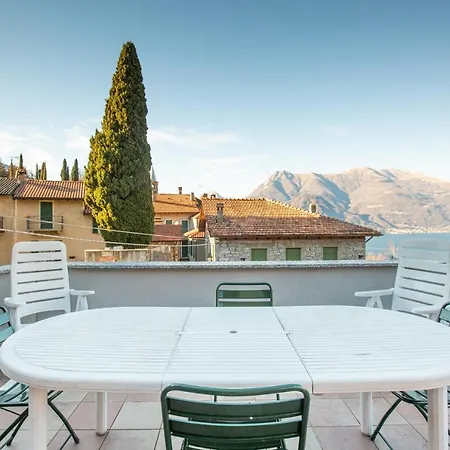 Mysa - Casa Chicca, Flat With Lake View Terrace Apartman *