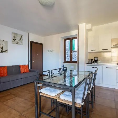 Mysa - Casa Chicca, Flat With Lake View Terrace アパート *