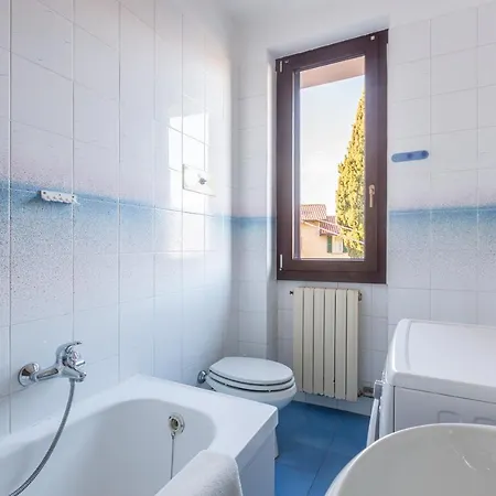 Mysa - Casa Chicca, Flat With Lake View Terrace ペルレード