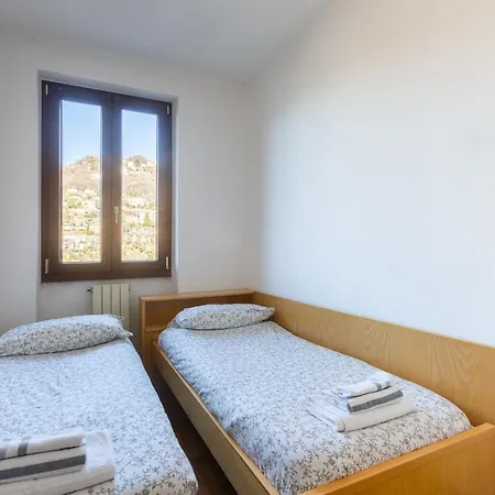 Mysa - Casa Chicca, Flat With Lake View Terrace Апартаменты Перледо